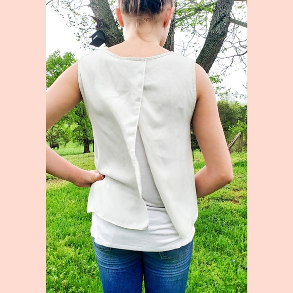 Green Envelope *Los Angeles* White Shirt Size S - Picture 2 of 3